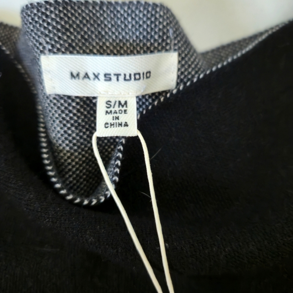 Max Studio Skirt - Picture 2 of 9